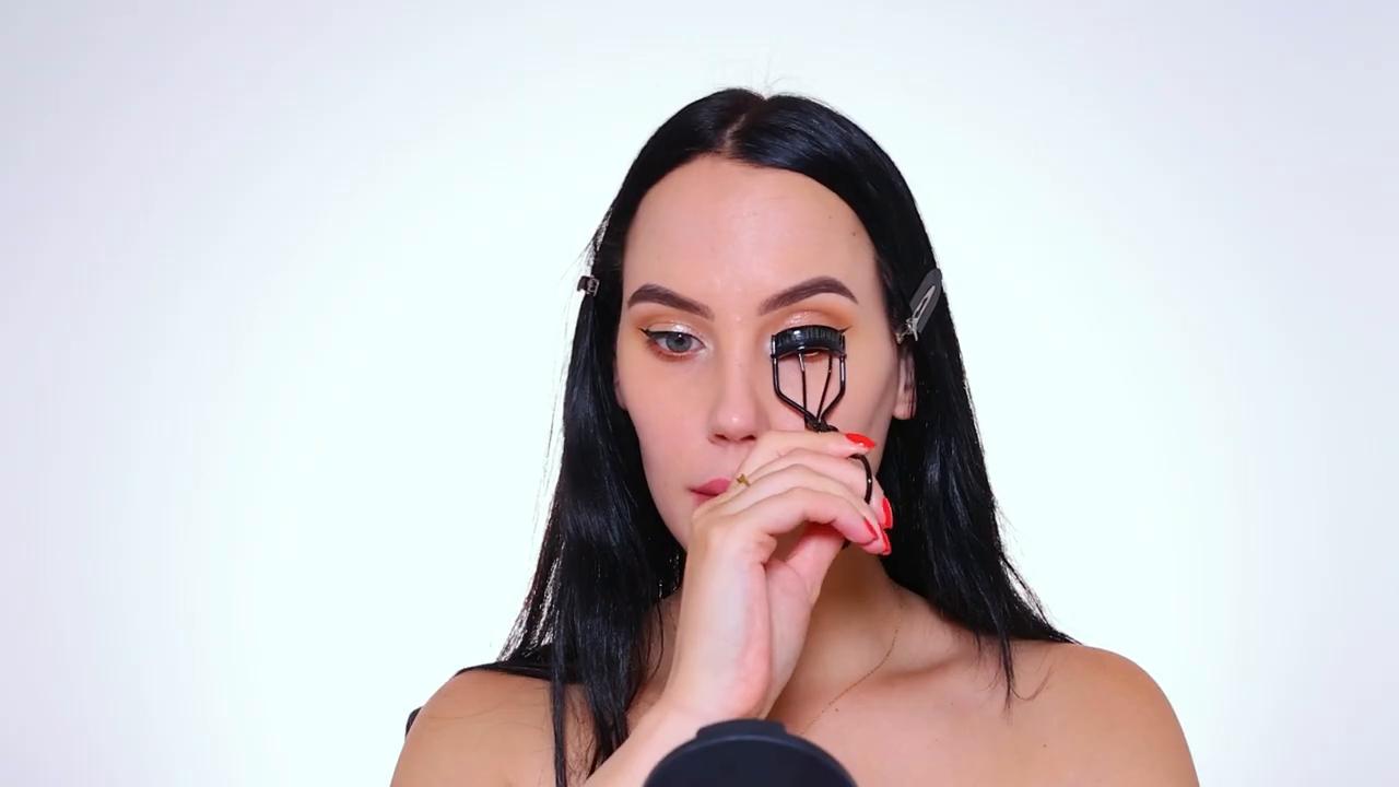 Champagne Glam Makeup Tutorial Perfect for Any Special Occasion!-mp4